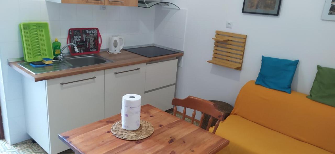 Apartments Ivka Omiš Екстериор снимка