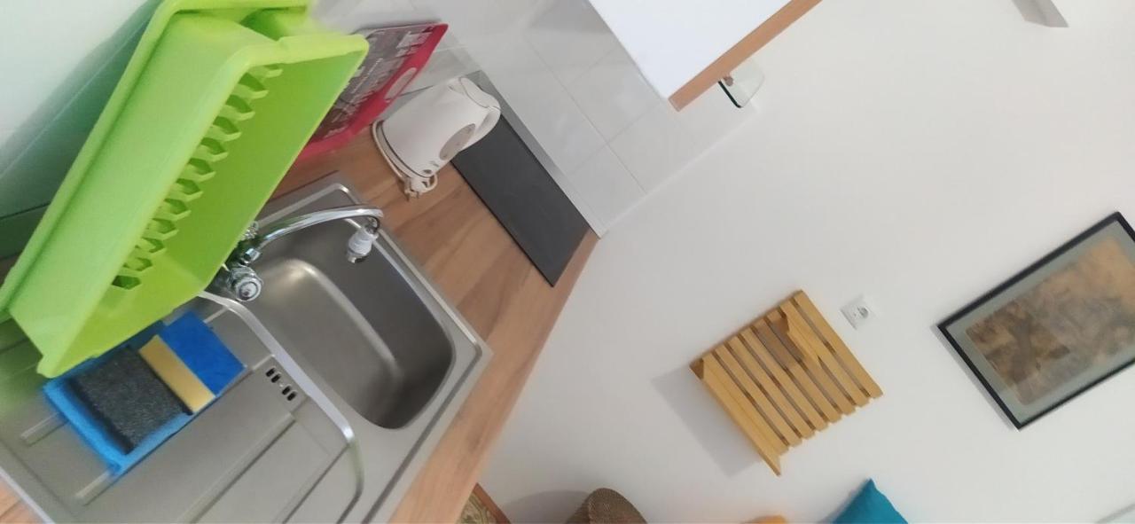 Apartments Ivka Omiš Екстериор снимка