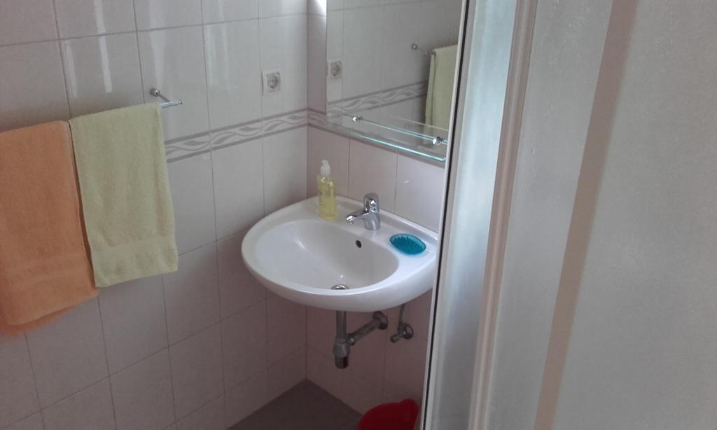 Apartments Ivka Omiš Екстериор снимка