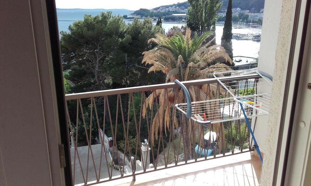 Apartments Ivka Omiš Екстериор снимка