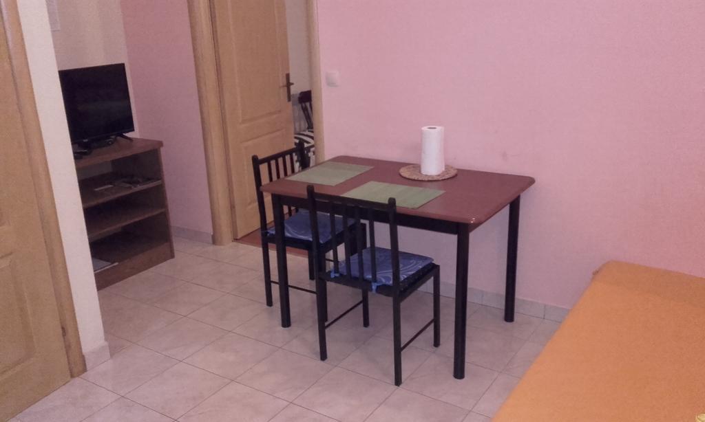 Apartments Ivka Omiš Екстериор снимка